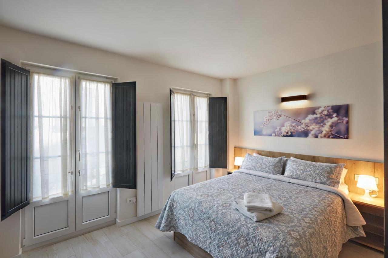 Apartamentos Marques De Abastos Логроньо Екстериор снимка